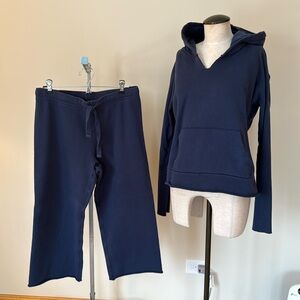 Frank & Eileen Navy Hoodie Sweatshirt Melanie 
& Catherine Sweatpants Size L/S